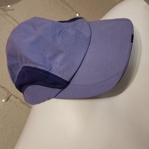 Rei kids light hat 7-14 yrs